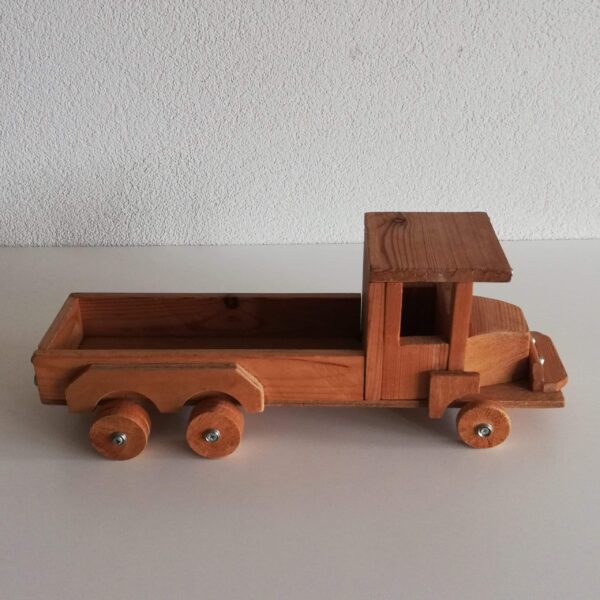 Vintage houten vrachtwagen